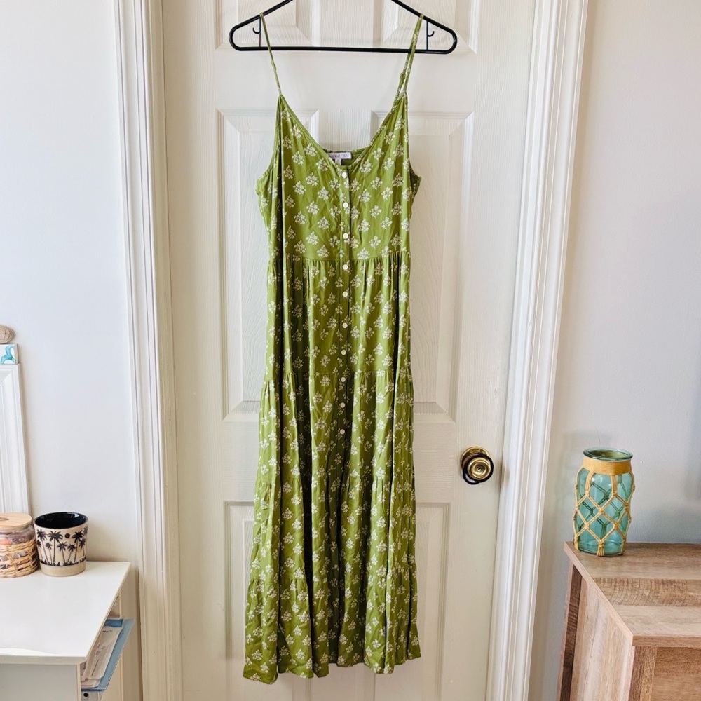 Patrons of Peace Green White Floral Spaghetti-Strap Maxi Dress